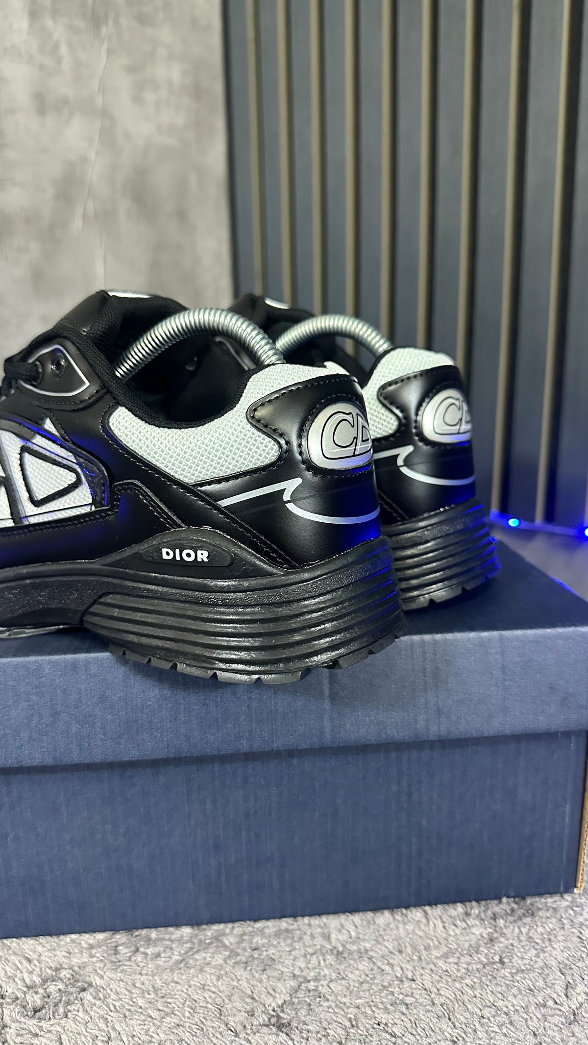 DI0R B30 GRAY BLACK
