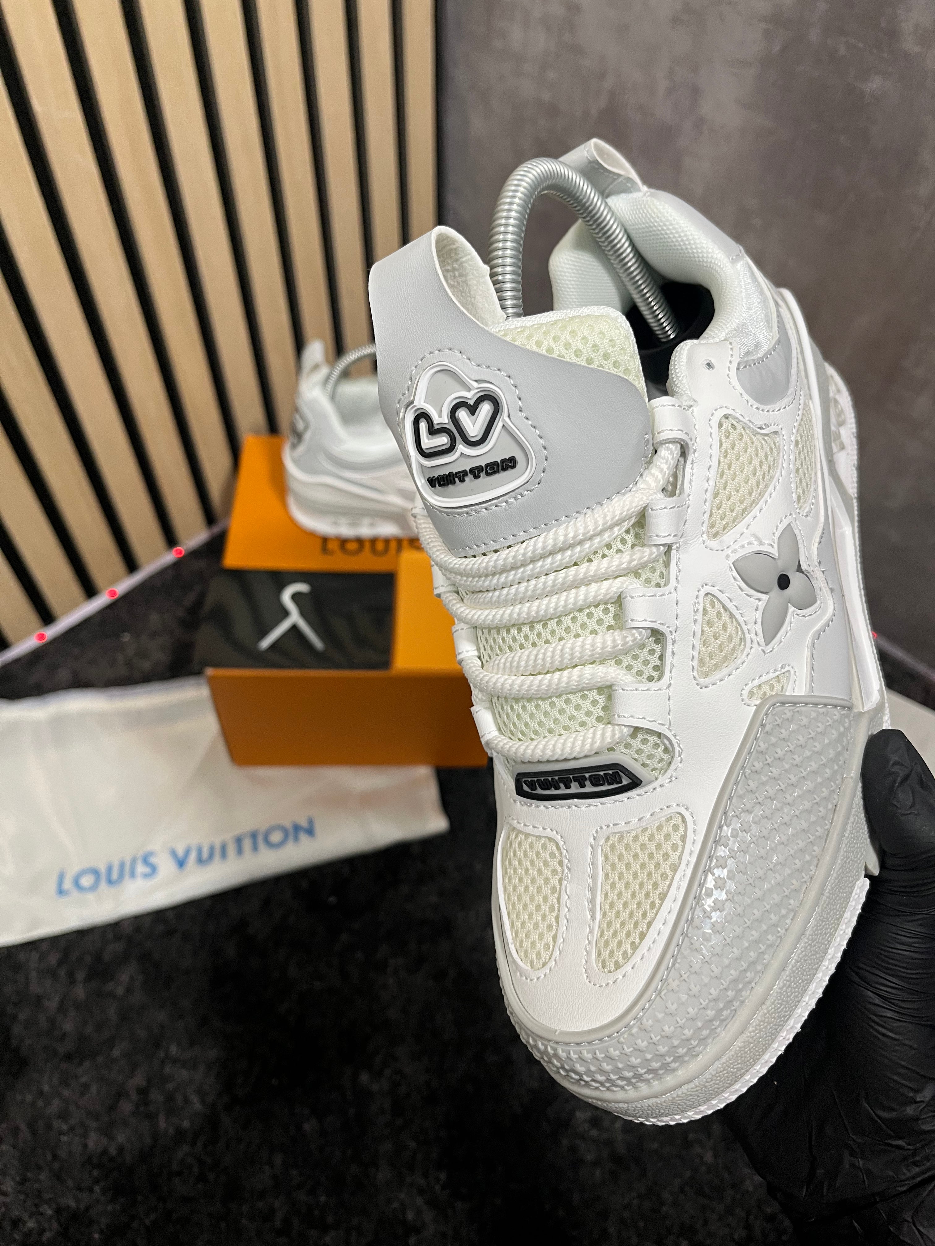 LV SKATE
