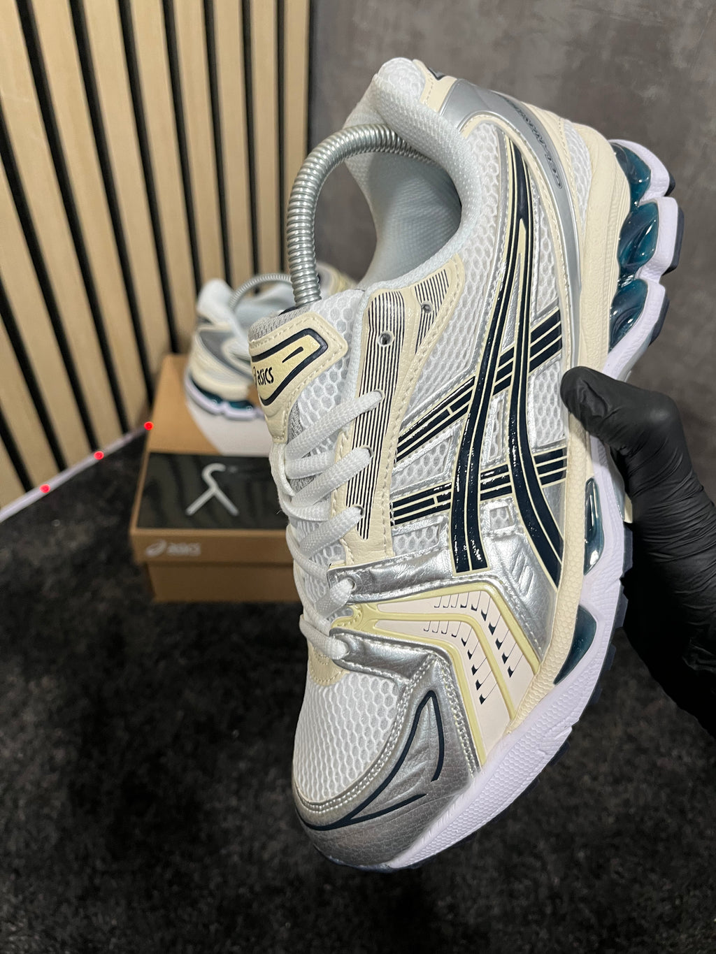 ASICS GEL KAYANO 14 WHITE