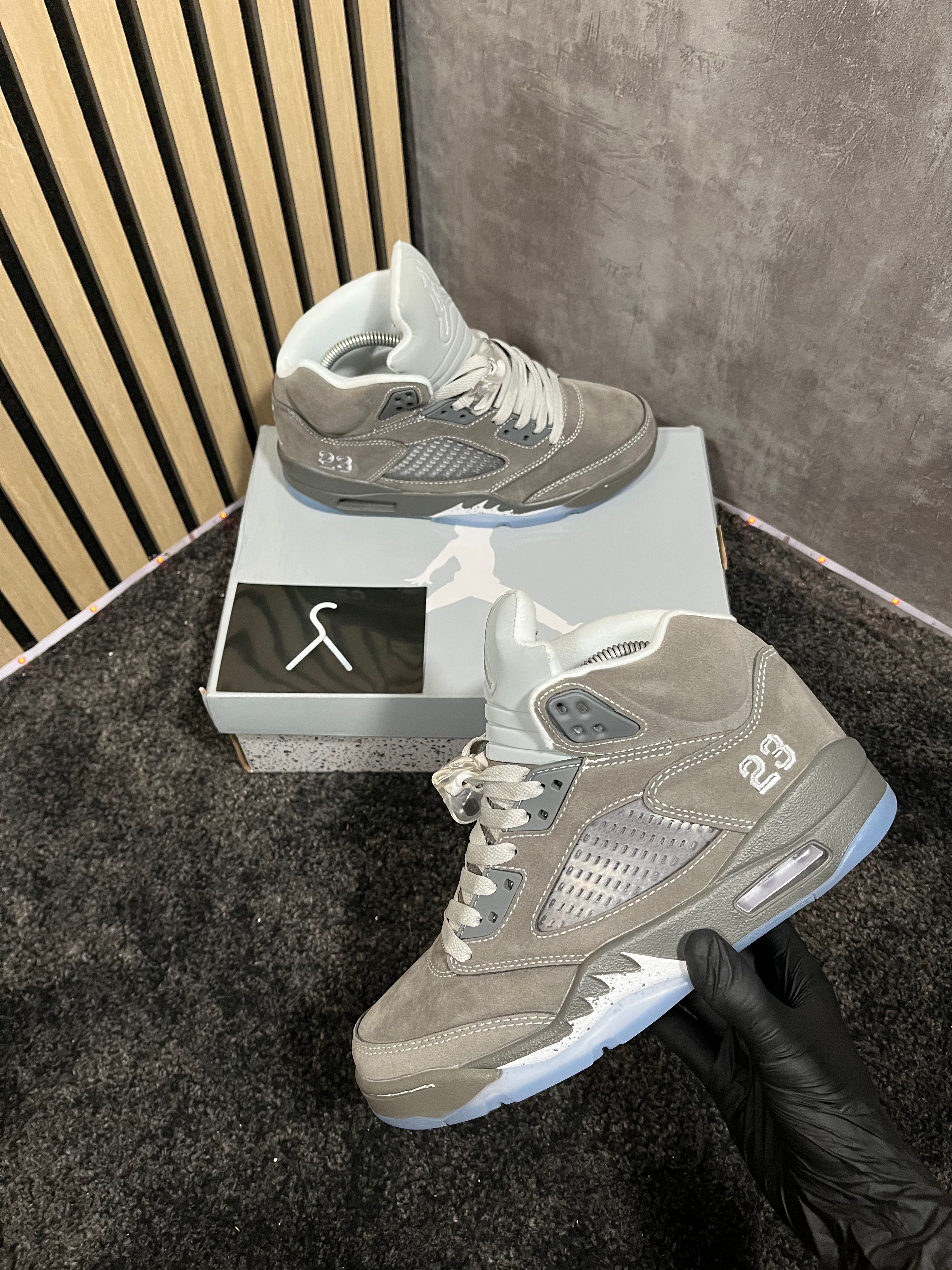 J5 WOLF GREY