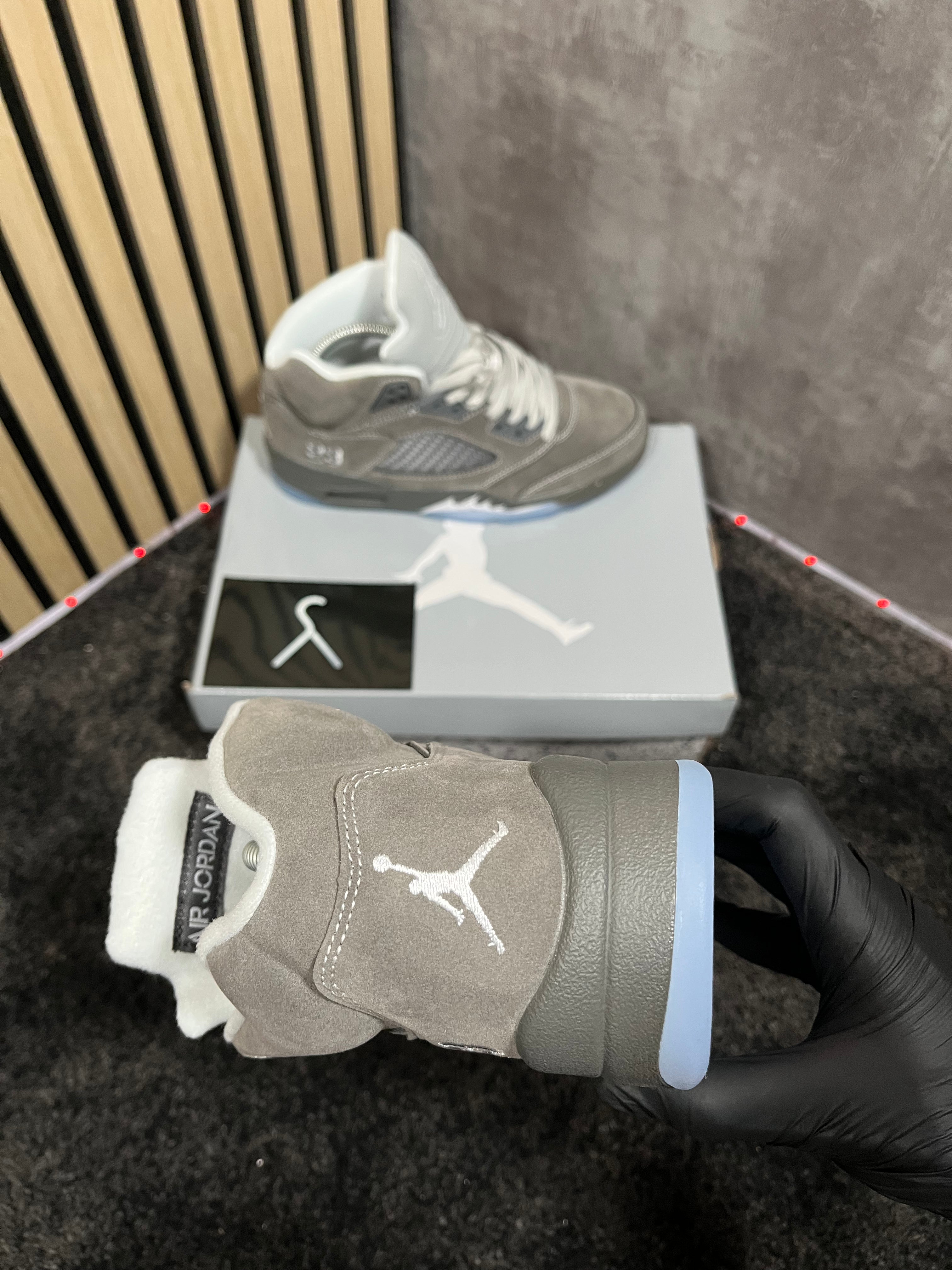 J5 WOLF GREY