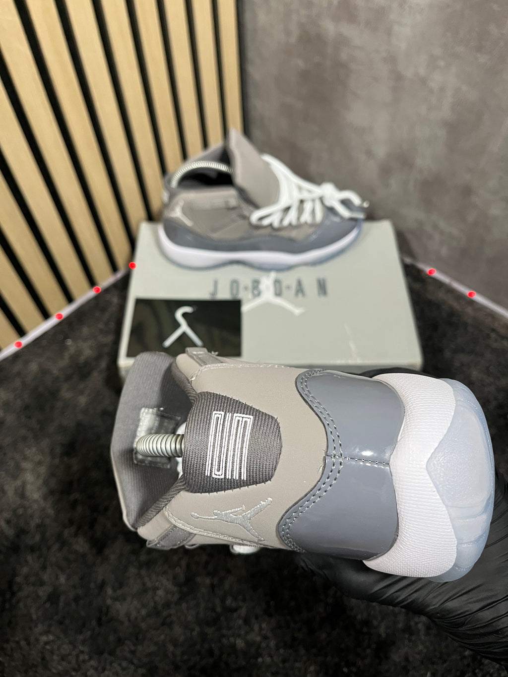 J11 COOL GREY