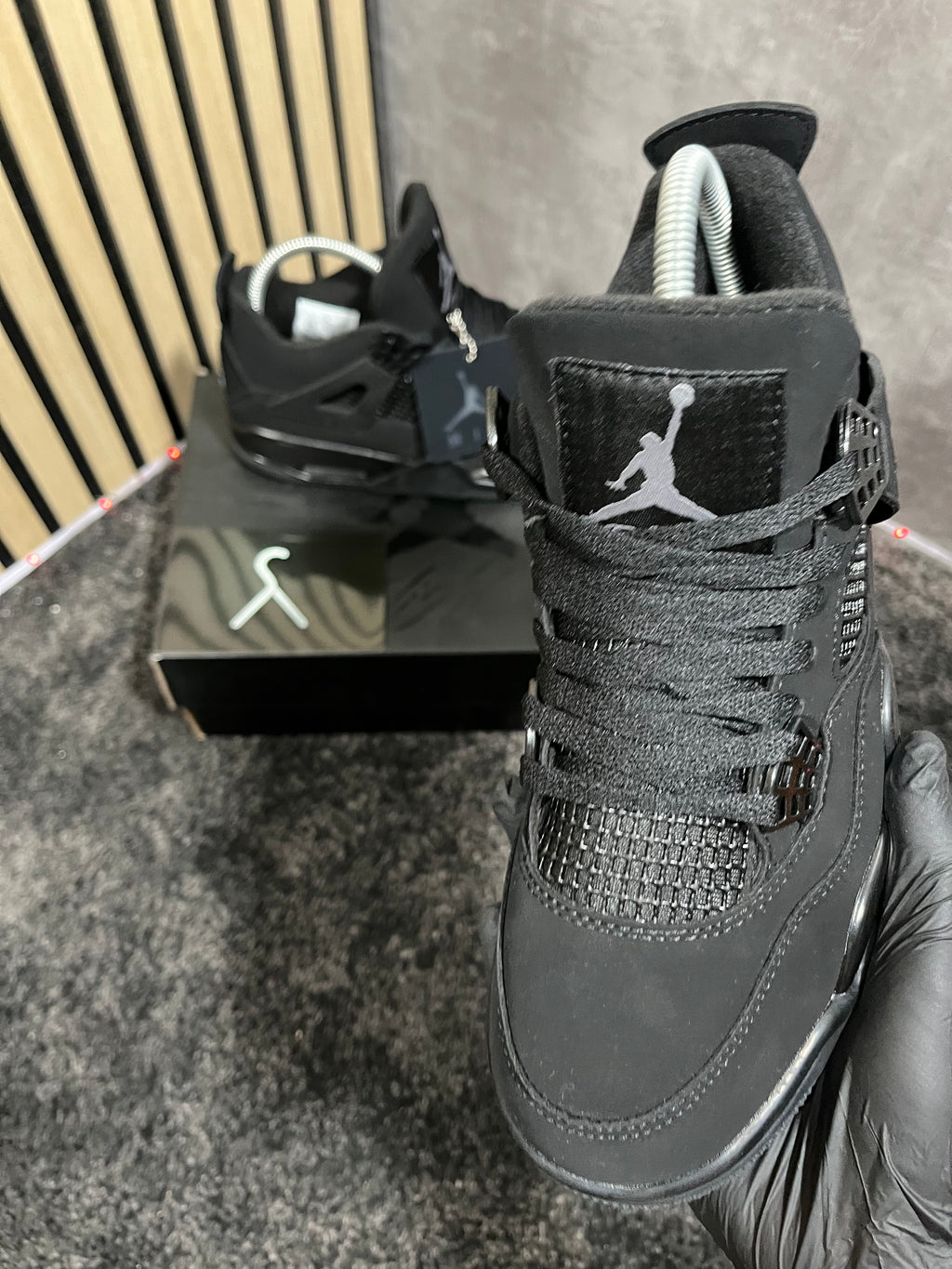 J4 BLACK CAT