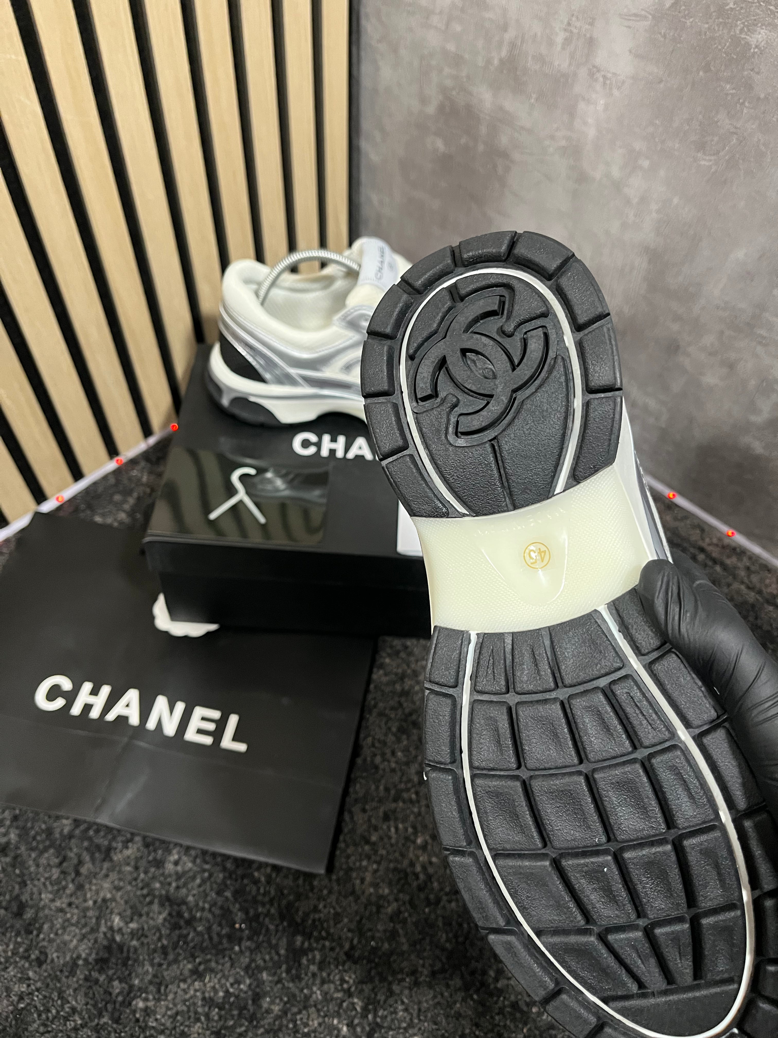 CHANEL RUNNERS