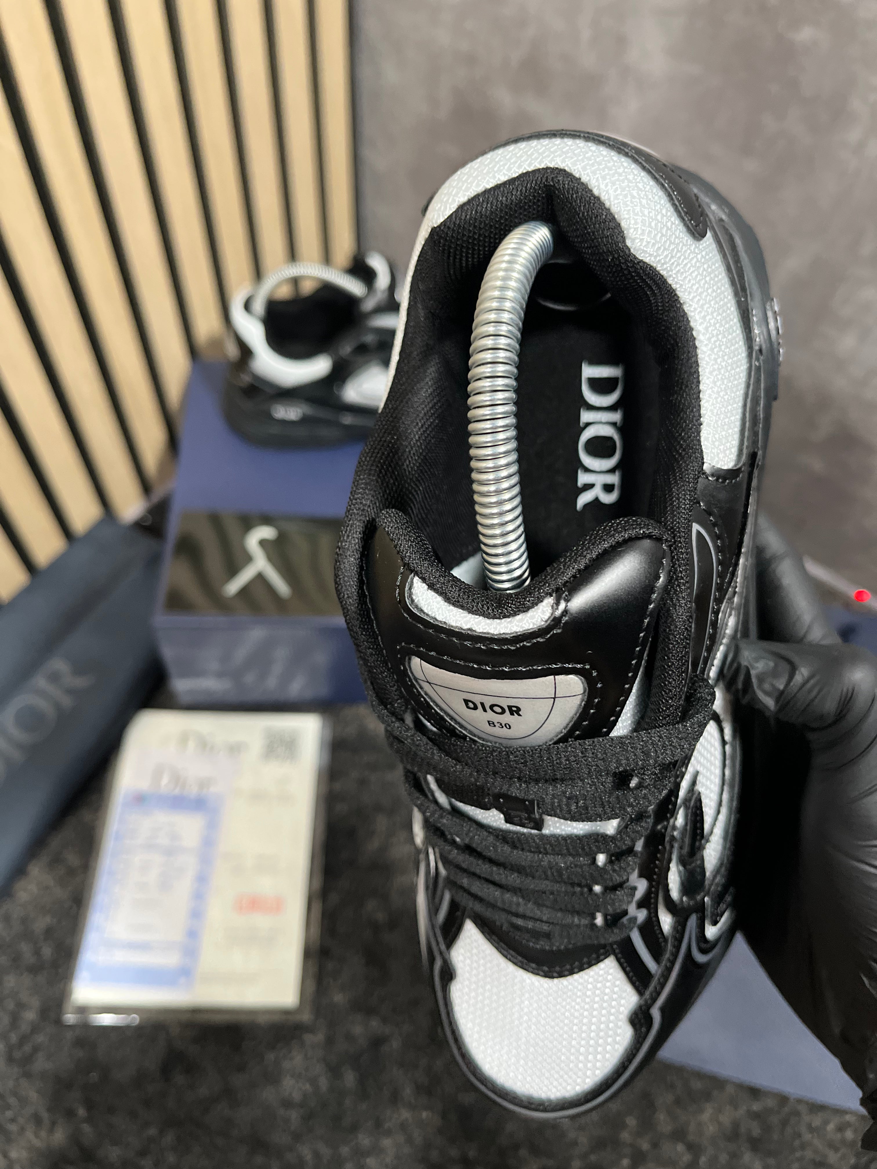 DIOR B30 NEGRAS